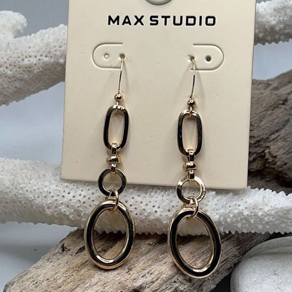 Max Studio Fashion Earrings gold dangle - Picture 4 of 7